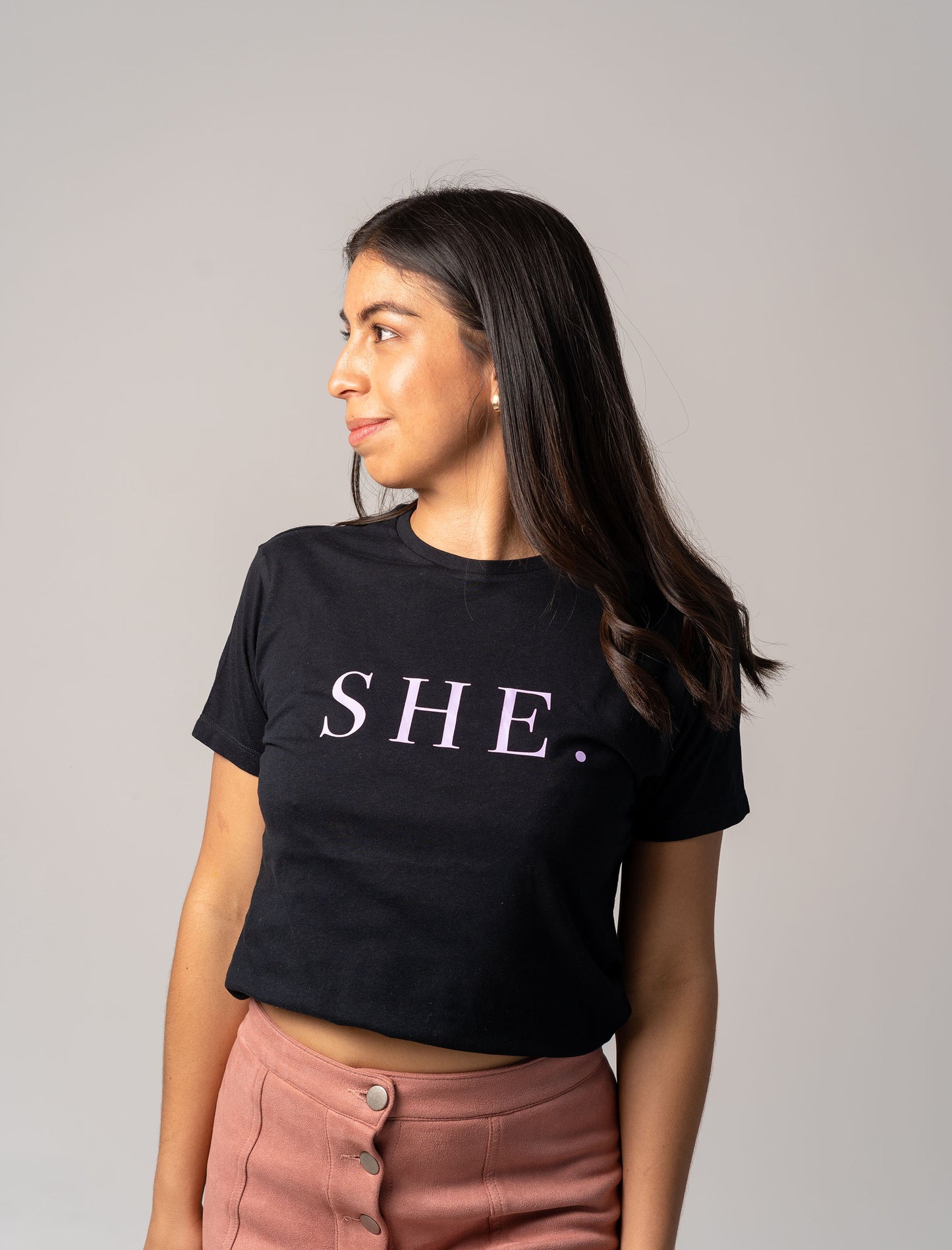 SHE. Morada